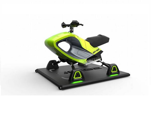 Cu snowmobilul prin sufragerie sau realitatea virtuala in varianta powersport!