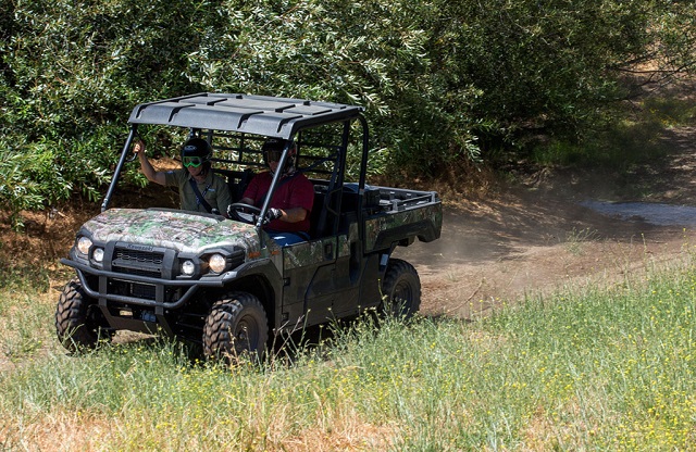 2016-kawasaki-mule-pro-fx-action-3