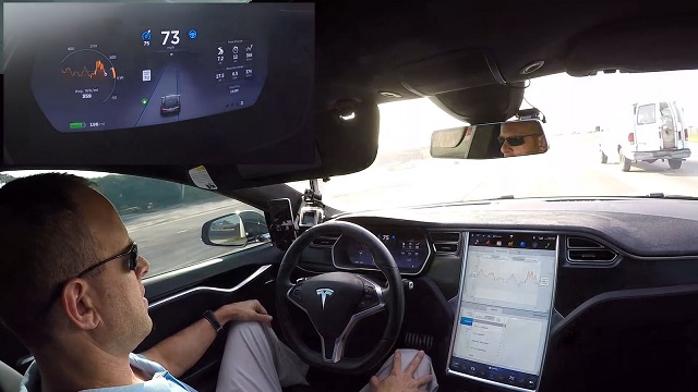 vrg_vup_285_tesla-autopilot-mishaps_site-00_00_43_13-still003-0-0