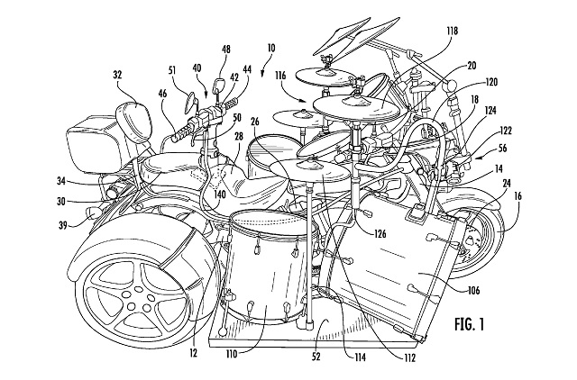 022317-motorcycle-trike-drums-patent-US20170050694-fig-1