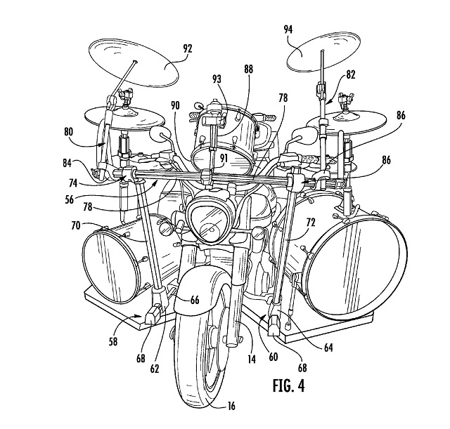 022317-motorcycle-trike-drums-patent-US20170050694-fig-4