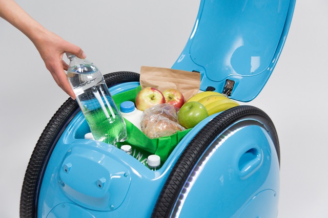 piaggio-gita-fast-forward-design-robots-products-usa_dezeen_2364_col_2